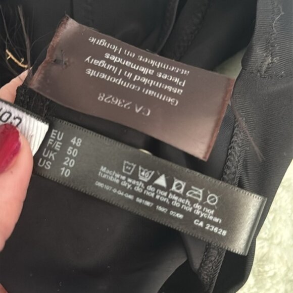 New Conturelle Felina Thong Underwear Black Size 10 - Picture 7 of 7